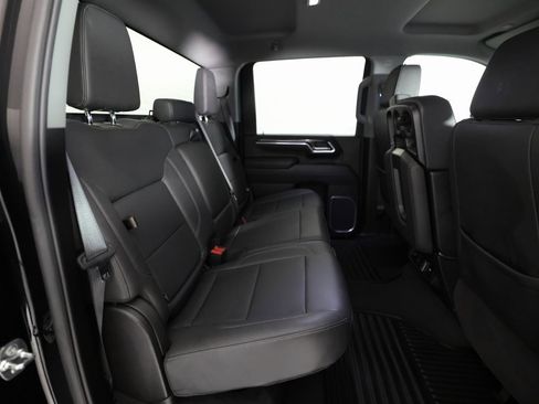 Used 2025 Chevrolet Silverado 3500 LTZ image 13