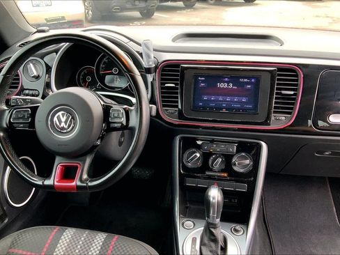 Used 2017 Volkswagen Beetle #PinkBeetle FWD image 14