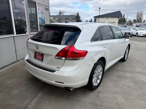 Used 2009 Toyota Venza AWD image 7