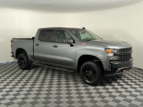 Used 2020 Chevrolet Silverado 1500 Custom Trail Boss w/ Custom Convenience Package AWD/4WD image 8