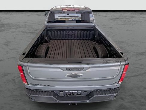New 2026 Chevrolet Silverado 2500 LT w/ Trail Boss Package AWD/4WD image 3