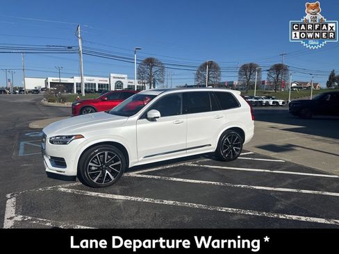 Used 2025 Volvo XC90 B5 Plus w/ Protection Package Premier AWD/4WD image 8