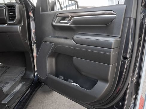 Used 2023 Chevrolet Silverado 1500 LT RWD image 40