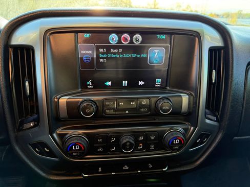 Used 2015 Chevrolet Silverado 3500 LT w/ LT Convenience Package AWD/4WD image 19