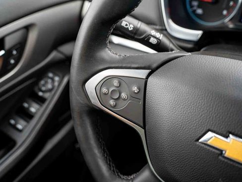 Certified 2023 Chevrolet Traverse LT FWD image 15