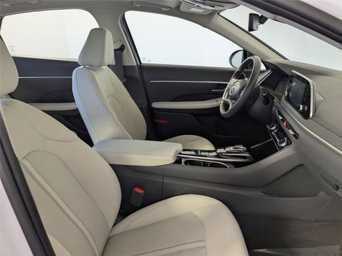 Used 2022 Hyundai Sonata SEL w/ Convenience Package image 27