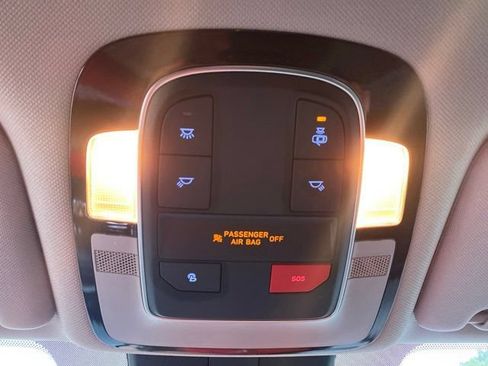 Used 2023 Hyundai Santa Fe SEL AWD/4WD image 16