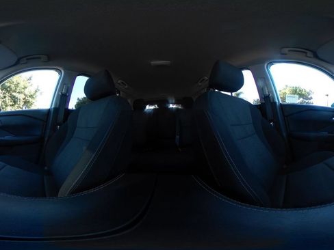 Used 2025 Nissan Rogue SV FWD image 34