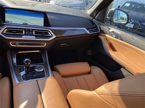 Certified 2022 BMW X5 xDrive40i w/ Parking Assistance Package image 15