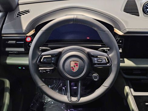 New 2025 Porsche Macan Electric image 21