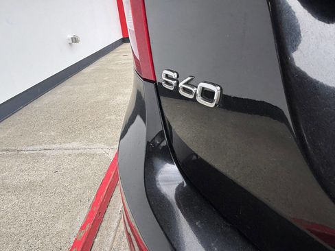 Used 2016 Volvo S60 T6 R-Design AWD/4WD image 34