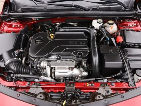 Used 2024 Chevrolet Malibu LT image 25