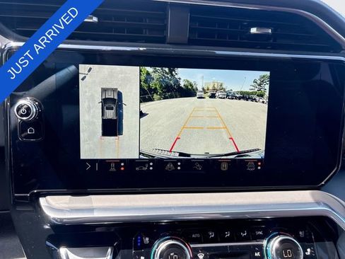 Used 2025 GMC Sierra 2500 Denali Ultimate AWD/4WD image 17