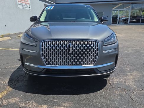 Used 2024 Lincoln Corsair AWD w/ Equipment Group 101A image 2