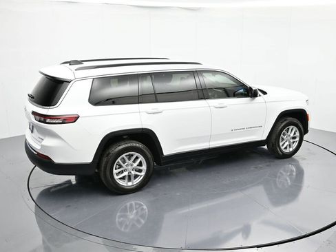 New 2025 Jeep Grand Cherokee L Laredo image 38