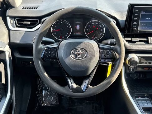 Used 2021 Toyota RAV4 LE w/ Carpet Mat Package (TMS) AWD/4WD image 13