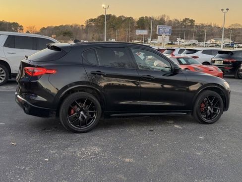 Used 2020 Alfa Romeo Stelvio Ti Sport w/ Quick Order Package 22S Sport image 7