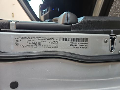 New 2025 Jeep Grand Cherokee Trailhawk w/ Luxury Tech Group III image 25