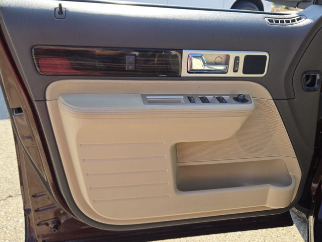 Used 2010 Lincoln MKX 2WD image 20