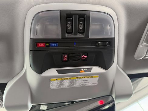 Used 2023 Subaru Crosstrek 2.5i Sport image 36