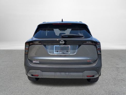 New 2026 Nissan Kicks SR FWD image 4