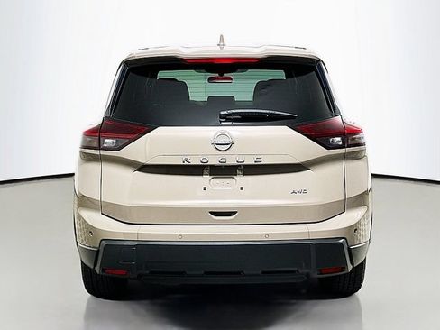Used 2025 Nissan Rogue SV AWD/4WD image 6