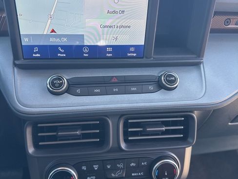 Used 2024 Ford Maverick Lariat image 17