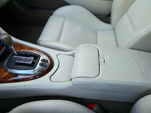 Used 2005 Jaguar XK8 R RWD image 21