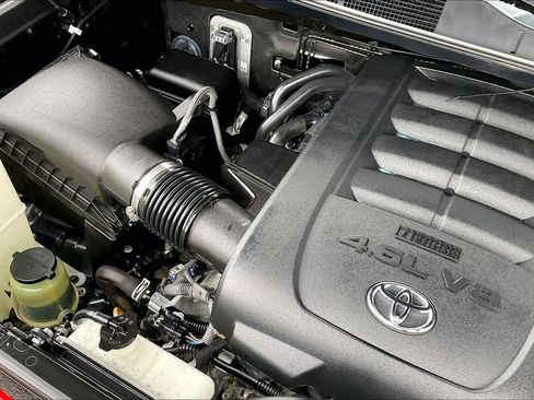 Used 2019 Toyota Tundra SR5 image 31