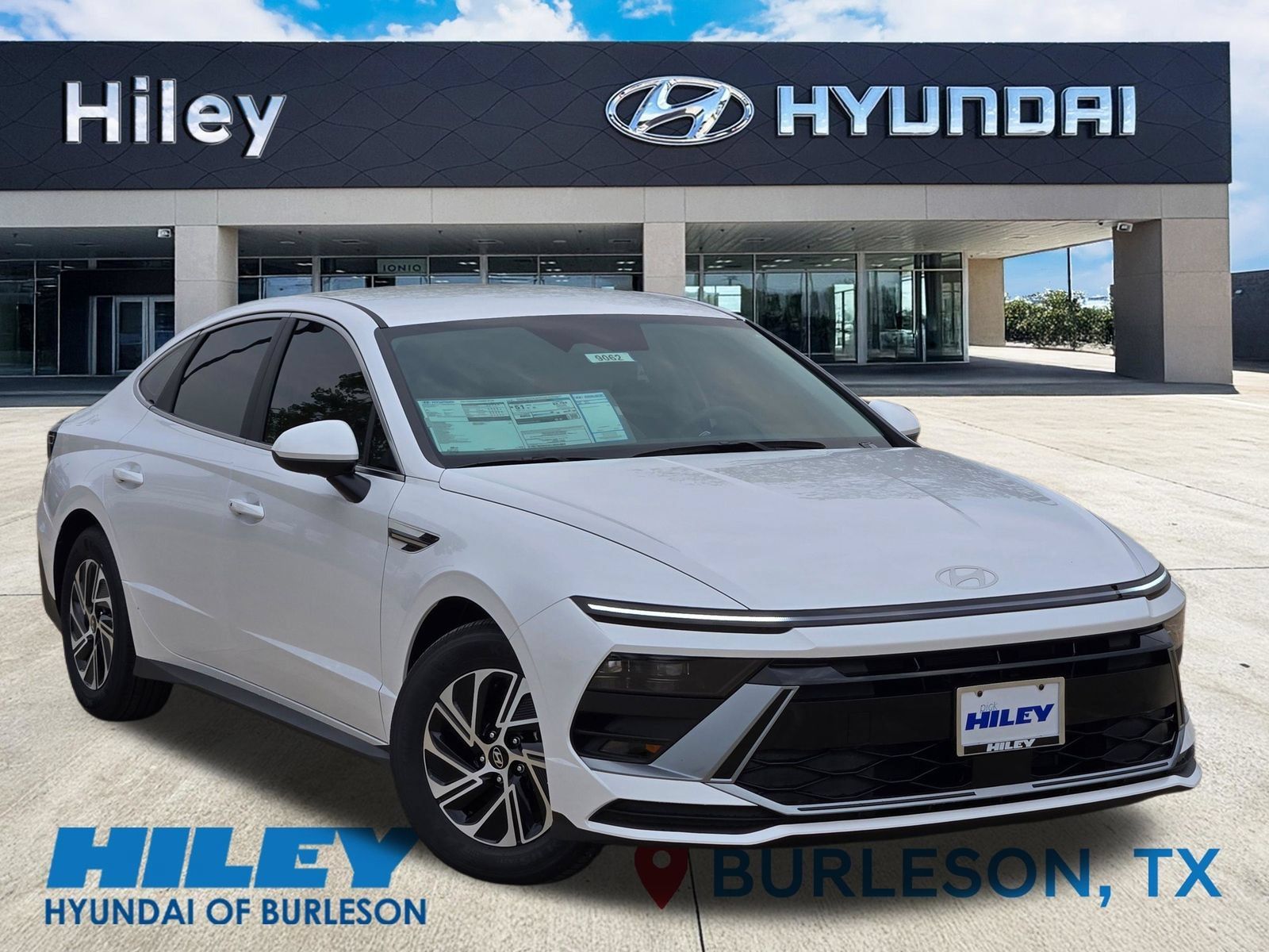 New 2026 Hyundai Sonata Blue FWD image 2