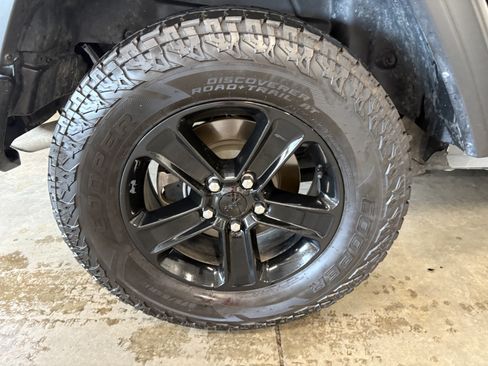 Used 2022 Jeep Wrangler Unlimited Sport AWD/4WD image 33