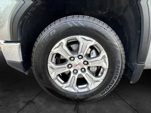 Used 2025 GMC Sierra 1500 SLT AWD/4WD image 14