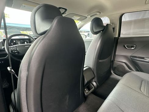 Used 2025 Kia K4 EX FWD image 23