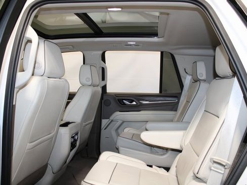 Used 2021 GMC Yukon Denali image 10