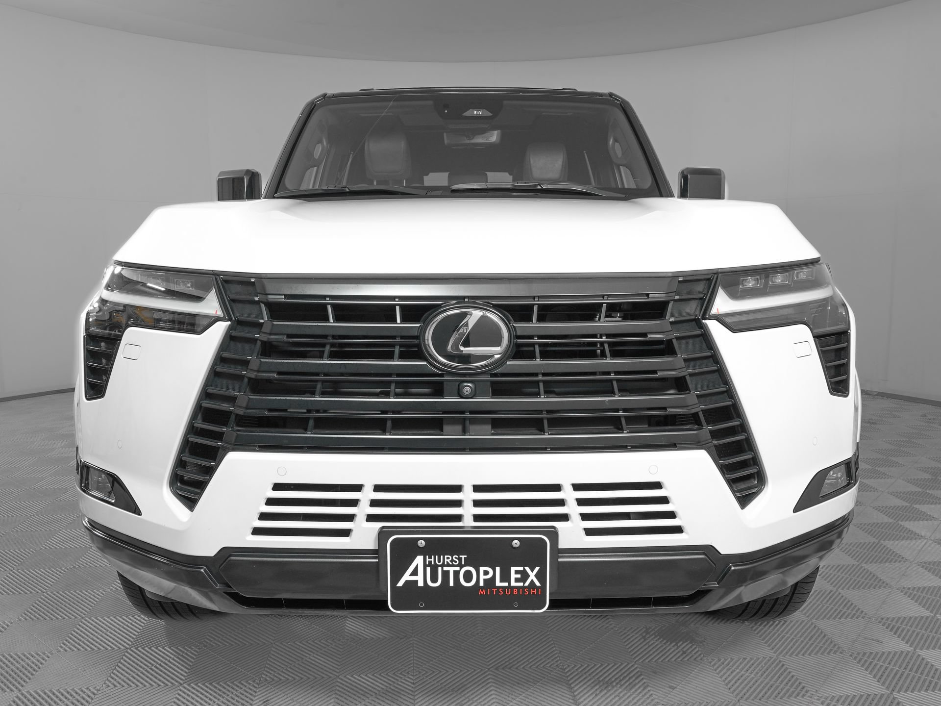 Used 2024 Lexus GX 550 w/ Accessory Package (2T) AWD/4WD image 2