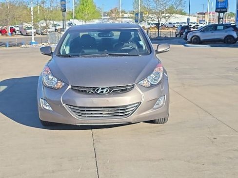 Used 2012 Hyundai Elantra Limited w/ Technology Pkg 5 FWD image 2