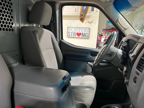 Used 2017 Nissan NV 2500 SV w/ Technology Package image 36