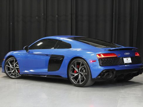 Used 2023 Audi R8 V10 performance RWD image 3