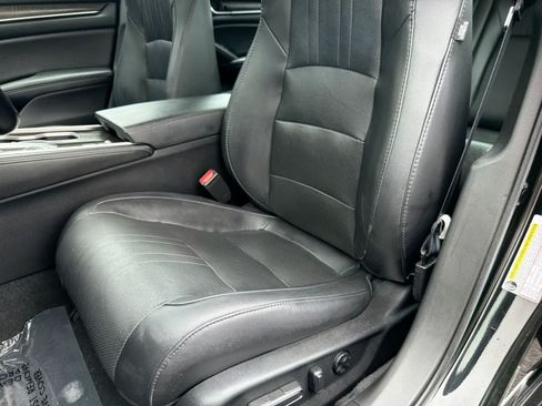 Used 2021 Honda Accord EX-L image 17