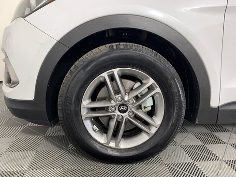 Used 2018 Hyundai Santa Fe Sport FWD image 11