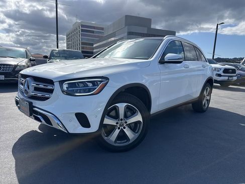 Used 2022 Mercedes-Benz GLC 300 image 1