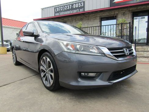 Used 2015 Honda Accord Sport image 6
