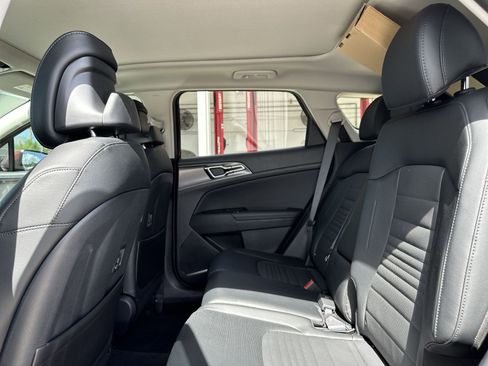 Certified 2025 Kia Sportage SX FWD image 22