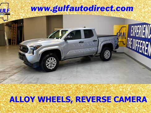 Used 2025 Toyota Tacoma SR image 5