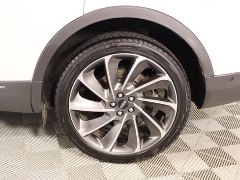 Used 2019 Lincoln Nautilus Reserve w/ Ultimate Package image 19