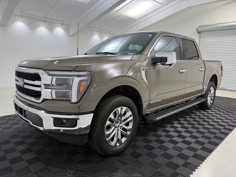 Used 2025 Ford F150 Lariat w/ Equipment Group 502A High AWD/4WD image 3