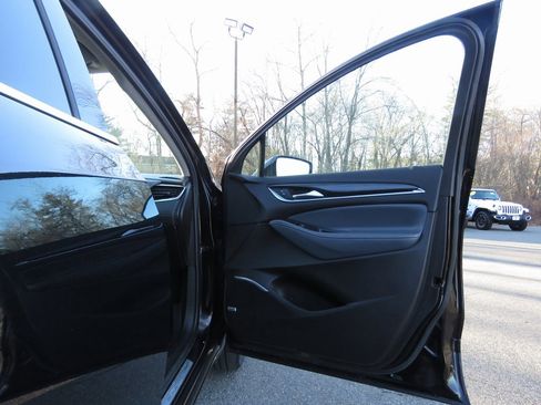 Used 2021 Buick Enclave Premium w/ Sun and Sites Package image 12