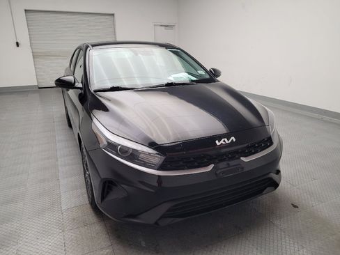 Used 2024 Kia Forte LXS image 14