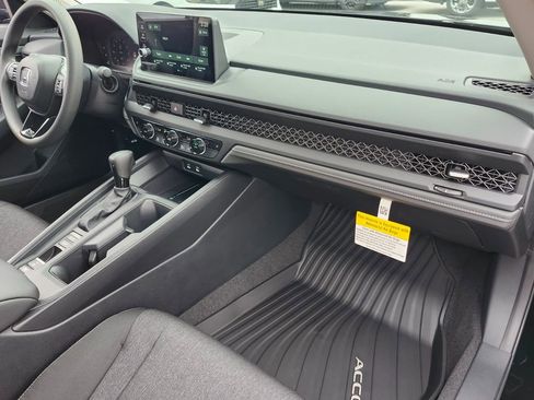 New 2026 Honda Accord SE image 18