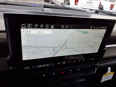 New 2026 GMC Hummer EV SUV image 4